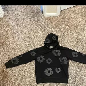 Black Floral Pattern Men's Sweater